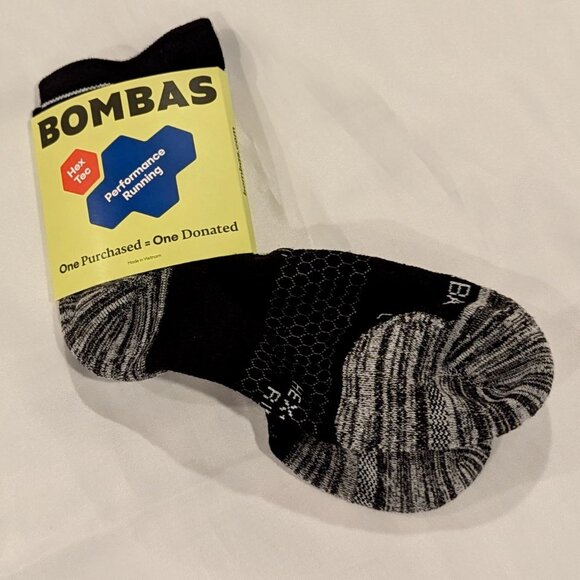 NWT Bombas Women's Running Quarter Socks (Black Bee) - Picture 5 of 9